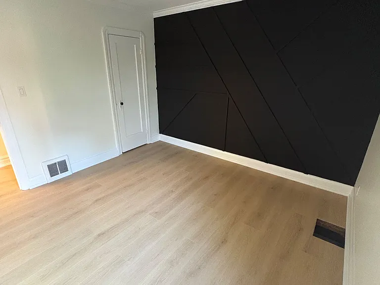 872 Masson St #MAIN — Photo 12