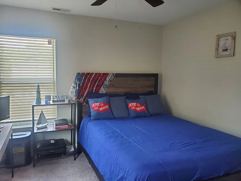 1231 Stewart St — Photo 17