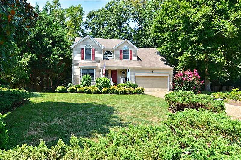 1st image of 3013 Holly Brook Dr