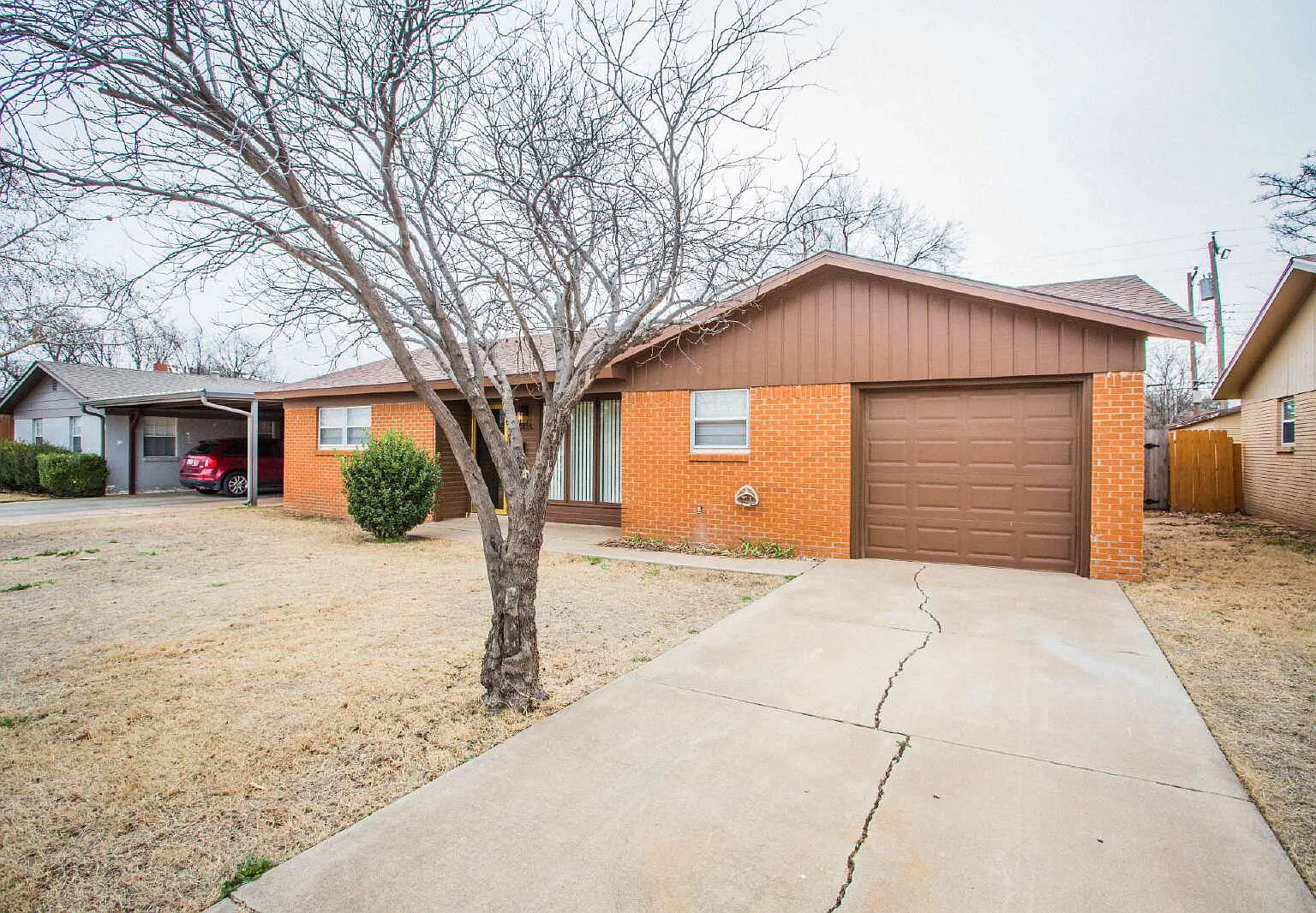 3 bed, 2.0 bath, 1494 sqft, $1,600 — Photo 3