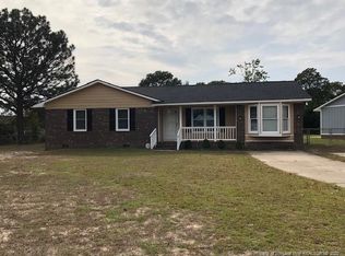 3551 Spring Garden Dr, Hope Mills, NC 28348