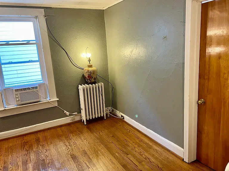 1747 Sanderson Ave #2 — Photo 6