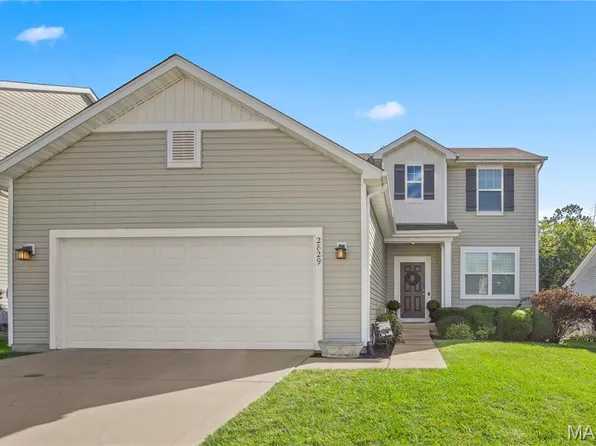 2829 Preston Woods Trl, Lake Saint Louis, MO 63367