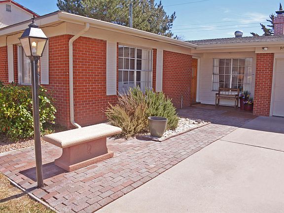 2nd image of 9124 La Barranca Ave NE