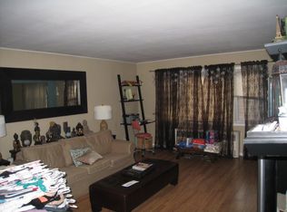 2338 33rd St #3, Astoria, NY 11105