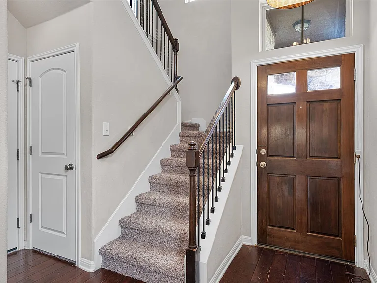 7337 Menchaca Rd #29 — Photo 11