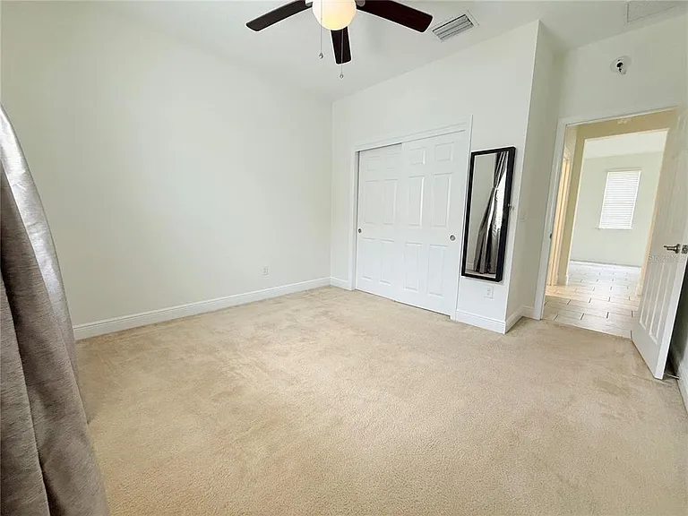 5057 NW 35th Pl — Photo 17