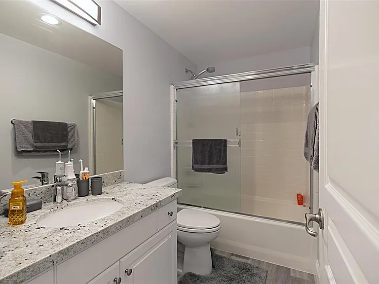2266 Watermarke Pl — Photo 19