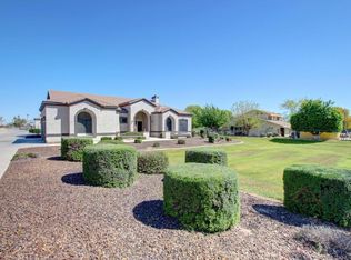 7226 N Perryville Rd, Waddell, AZ 85355