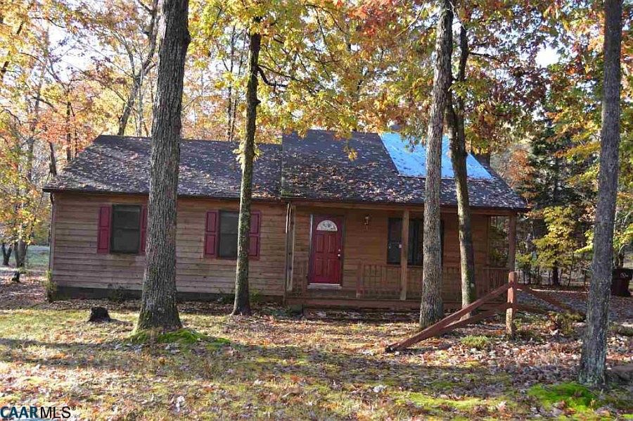 1st image of 139 Jefferson Dr W