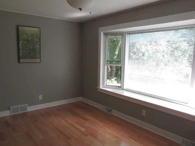6405 Alison Ln — Photo 32