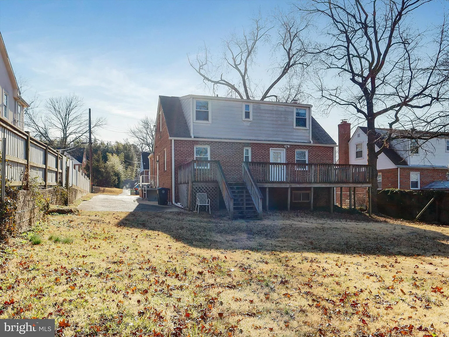 4 bed, 2.0 bath, 1357 sqft, $2,700 — Photo 2