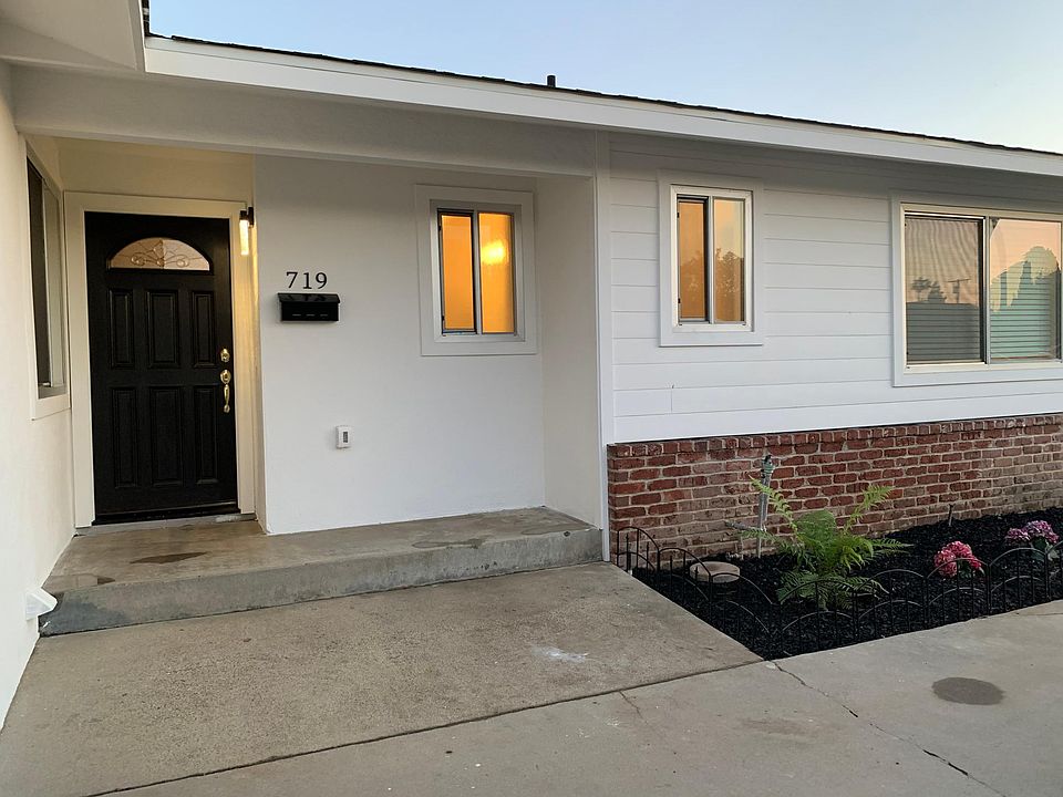 1st image of 719 E Kaweah Ave