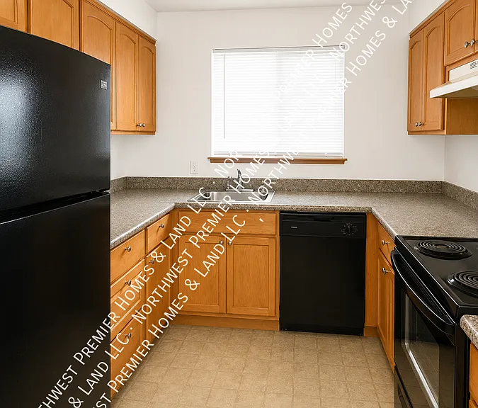 114 NW 3rd Pl #G — Photo 3