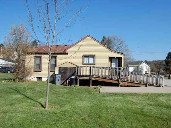 104 Cushey St, Venetia, PA 15367