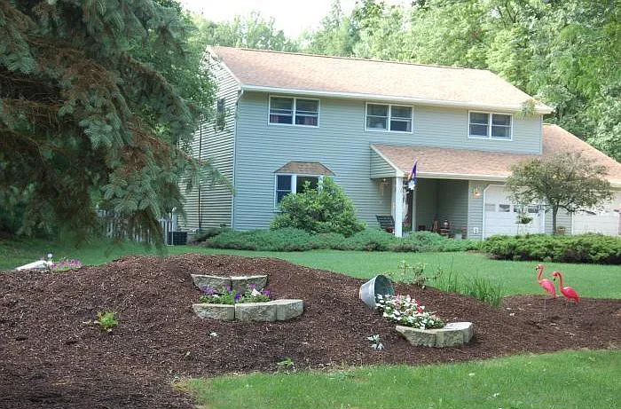 12 Cedarcrest Dr — Photo 1