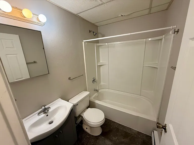 966 S Blaine Ave #1 — Photo 5