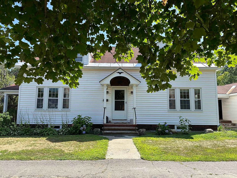 1st image of 13 Grand Street