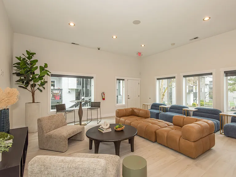 Lumina Apartments — Photo 45