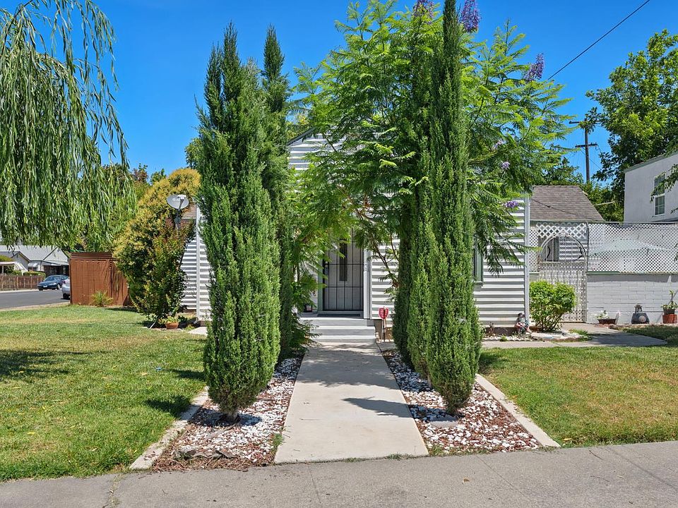 1st image of 2102 N Funston Ave