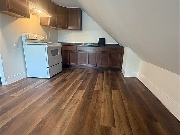 3rd image of 430 Cohannet St #3