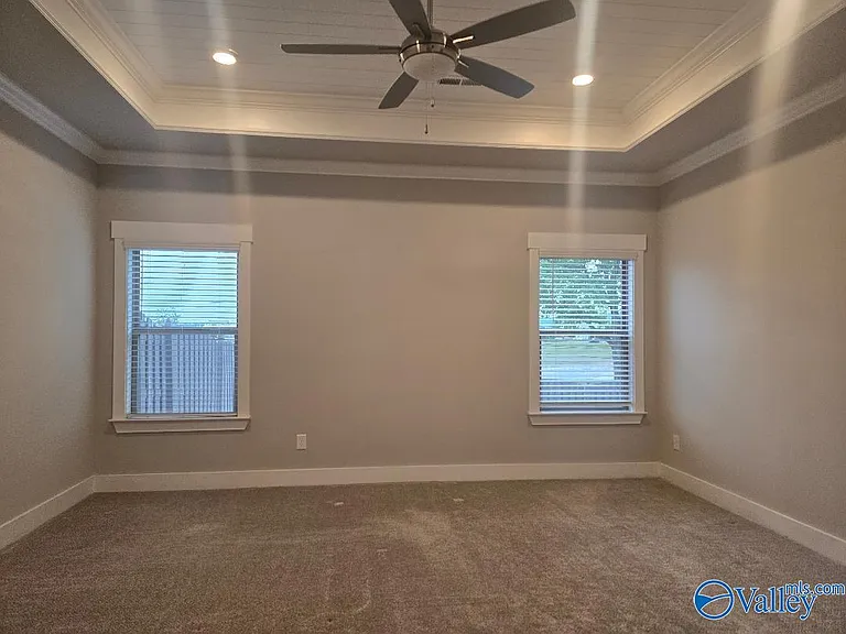 111 Farmall Ln — Photo 14