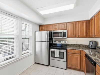 5300 Keller Springs Rd APT 2057, Dallas, TX, 75248