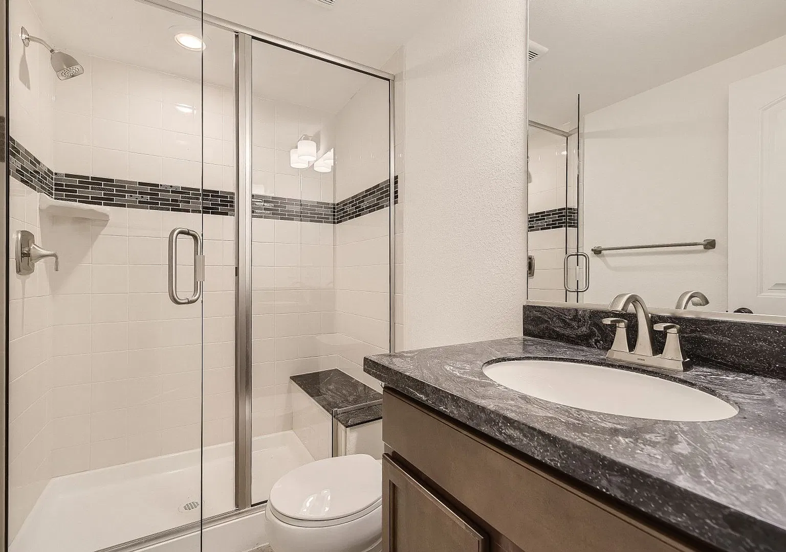 Rent Reduced To $3,895 ** Beautiful Two-Story Home With A Walk-Out Finished Basement Is For The P... — Photo 4
