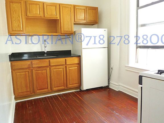 5th image of 34-06 32nd St #36