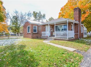 549 N Lake Shore Dr, Decatur, IL 62521