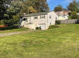 74 Rohr Rd, Masontown, WV 26542