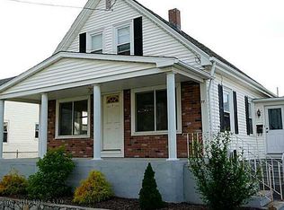 77 Waterman Ave, Johnston, RI 02919