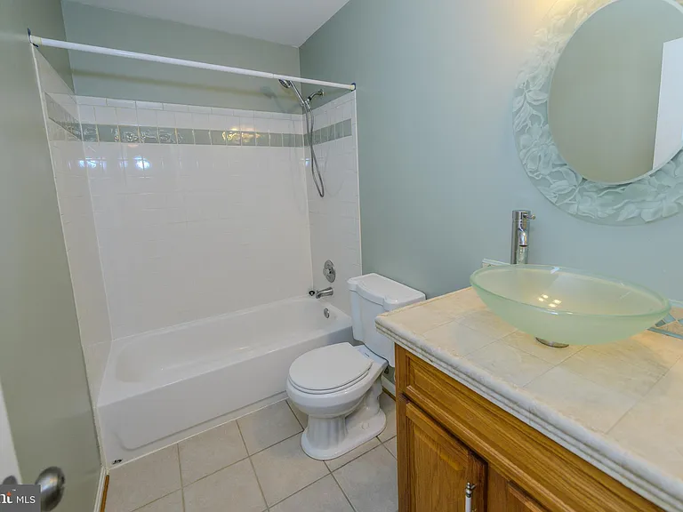 12863 Misty Ln — Photo 17