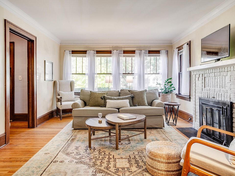 1st image of 4332 Harriet Ave