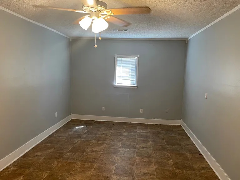 4303 Arehart Dr — Photo 12