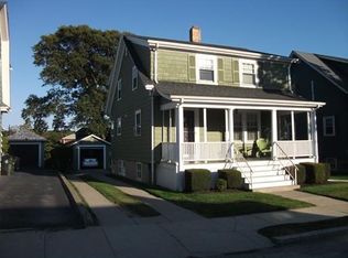 17 Acacia St, Fall River, MA 02720
