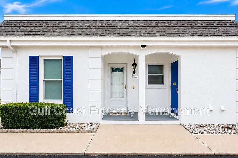 1st image of 9718 Hernando Ct