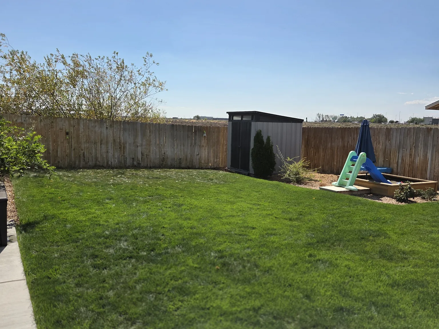3 bed, 1260 sqft, $2,000 — Photo 2
