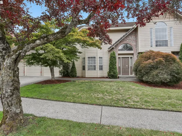 17217 SE Fisher Dr, Vancouver, WA 98683