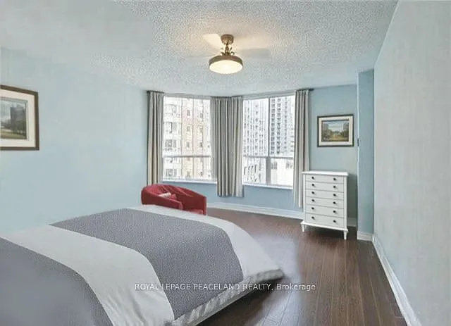44 Gerrard St W #704 — Photo 9