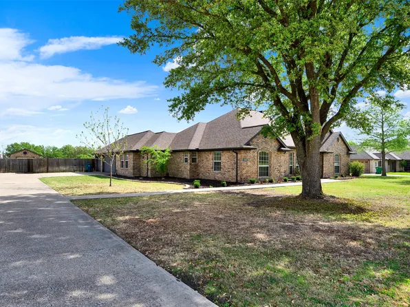 1201 E Oaklawn Dr, Terrell, TX 75160