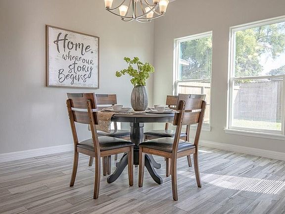 5th image of 6518 Paddington Dr