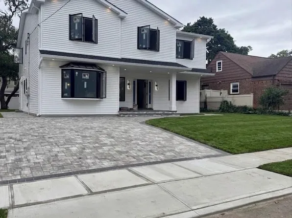 448 Coolidge Street, West Hempstead, NY 11552