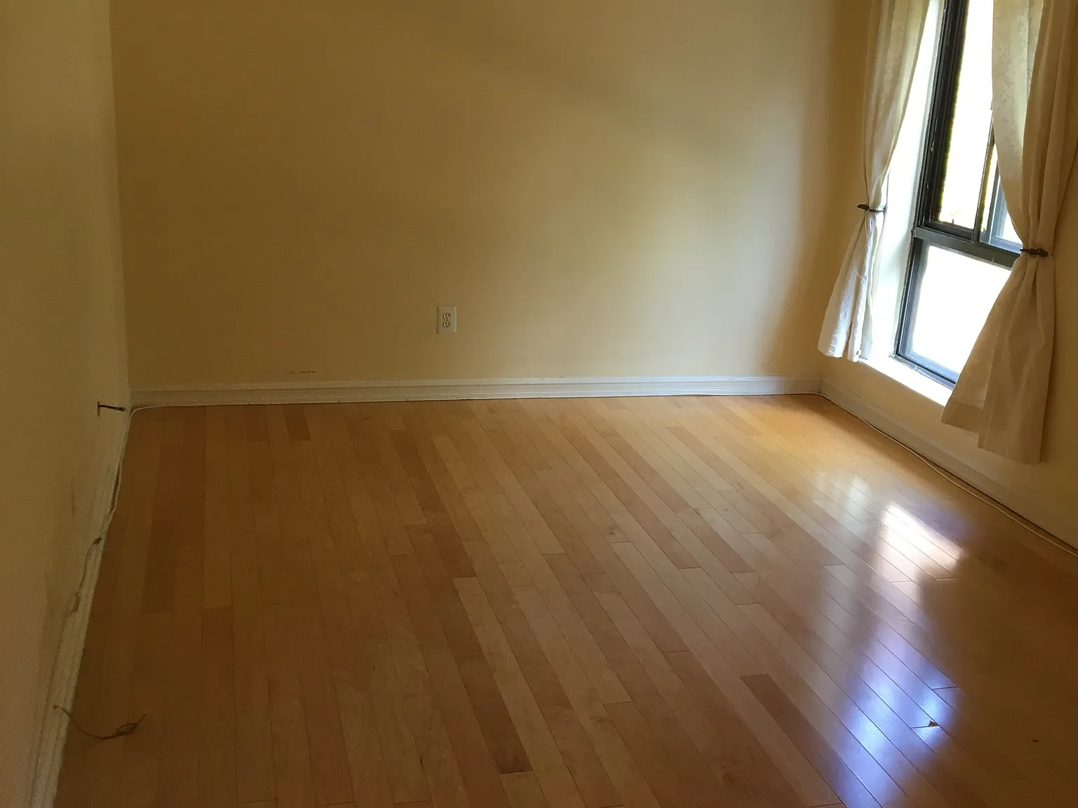11248 Chestnut Grove Sq - 151 — Photo 4
