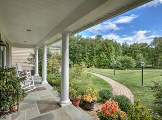 48 Sutton Rd, Lebanon, NJ 08833