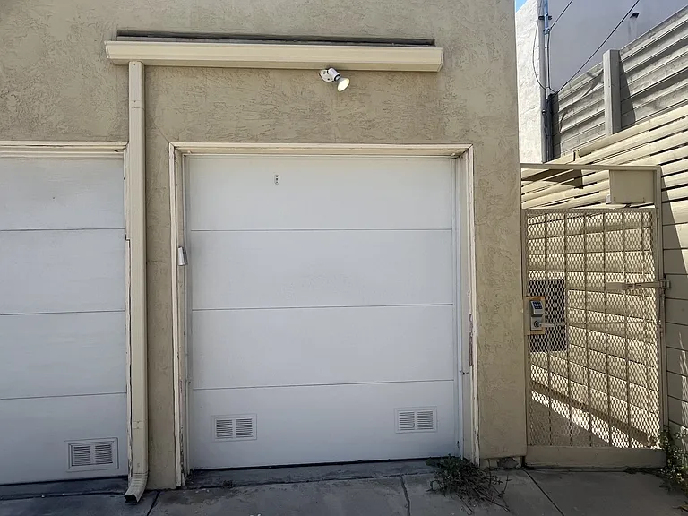 4525 Oregon St #5 — Photo 7