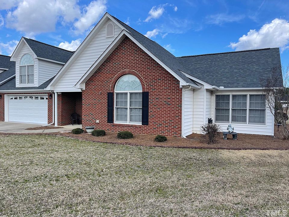 1st image of 106 Stafford Ct