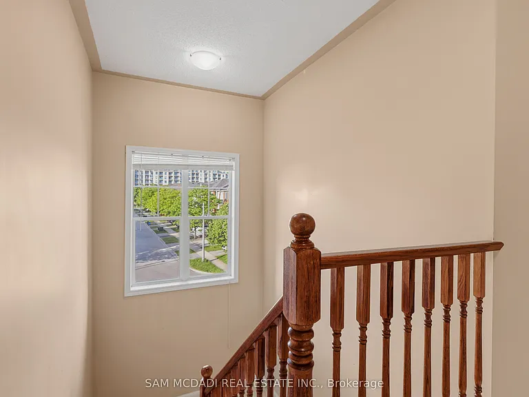 3086 Stornoway Cir — Photo 16