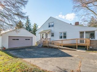 415 E Duncan St, Manchester, MI 48158