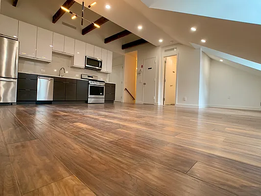 Rented by Building Equity Real Estate LLC | media 1